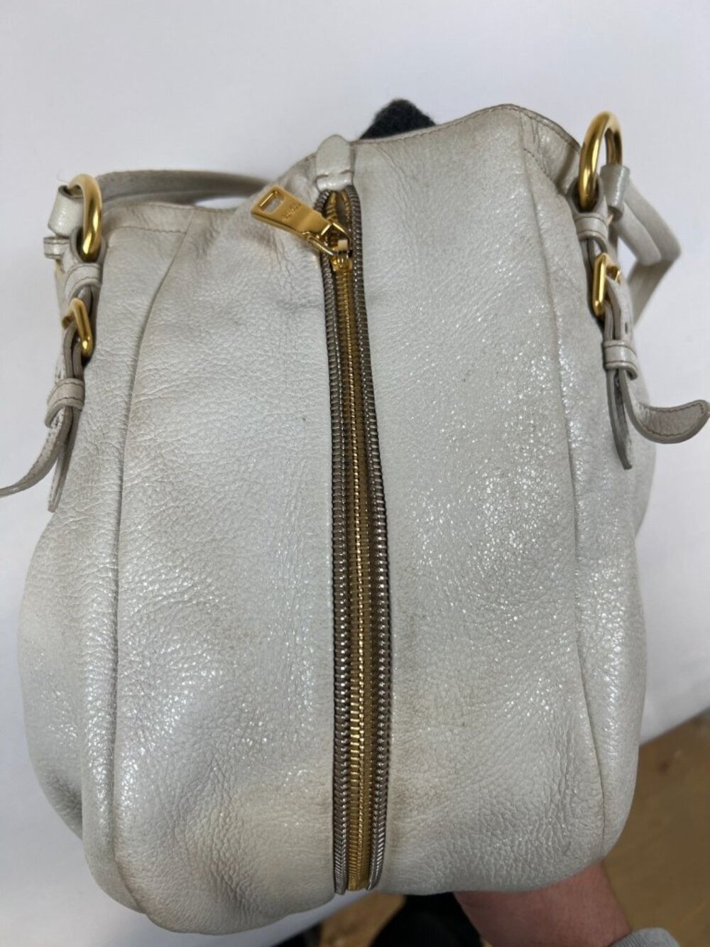 Prada Women White Vitello Daino Pebbled Leather Tote Bag Gold Hardware Large - Picture 8 of 16